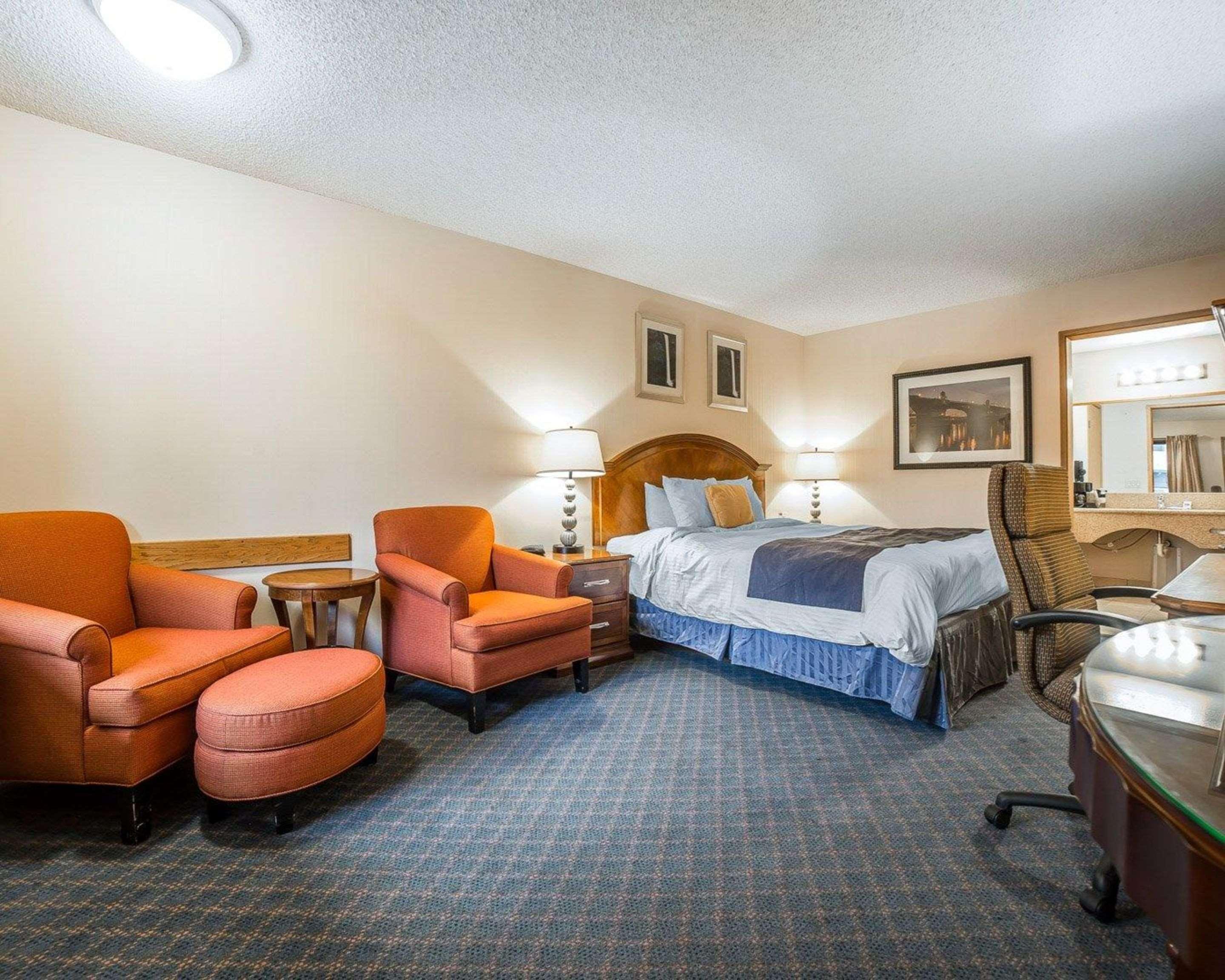 Rodeway Inn Baker City Exterior photo